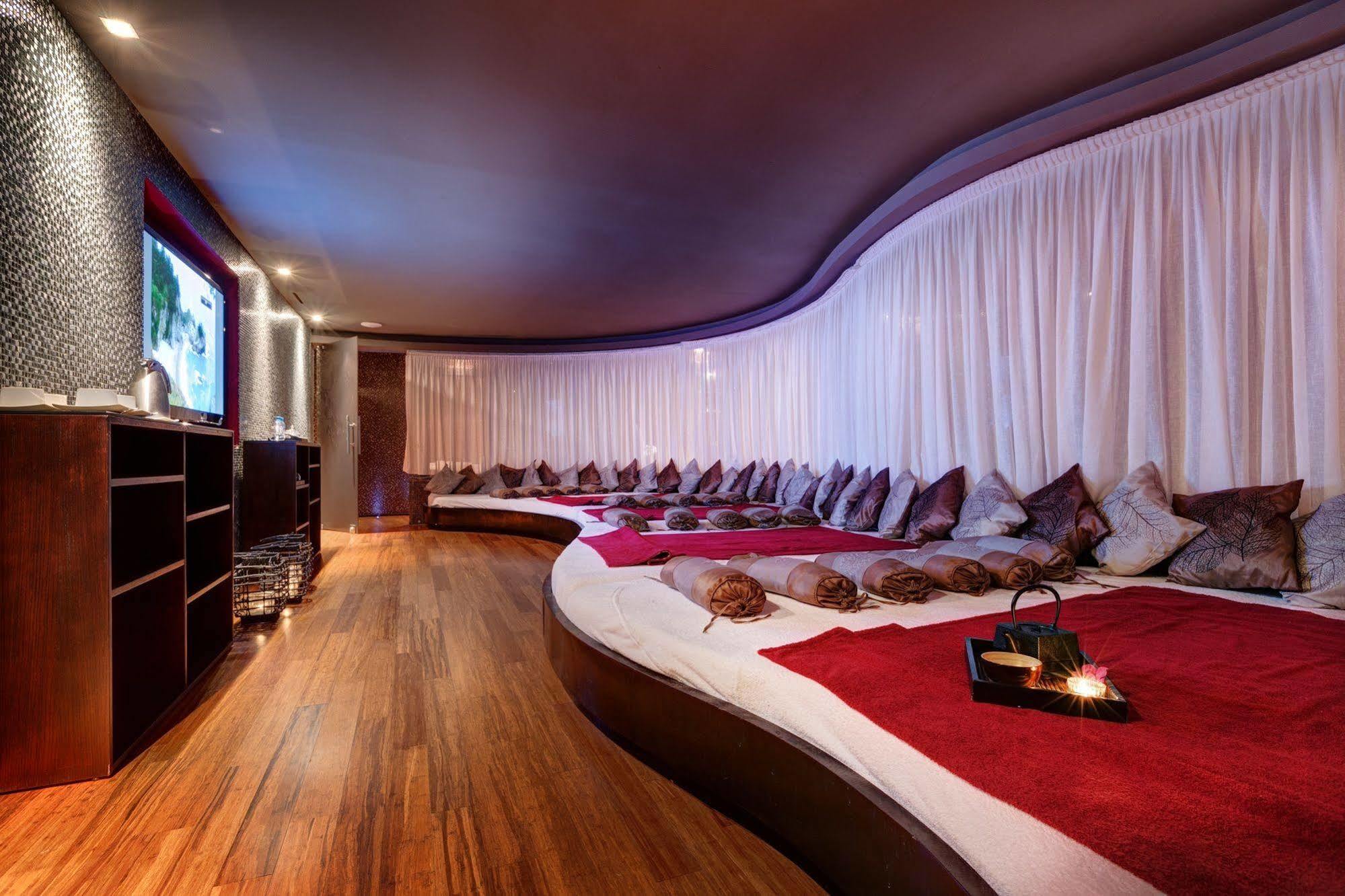 Gray Boutique Hotel 5*